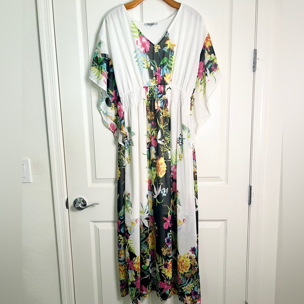 Sapogee White & Multicolor Tropical Floral Design Long Beach Dress Size 2X